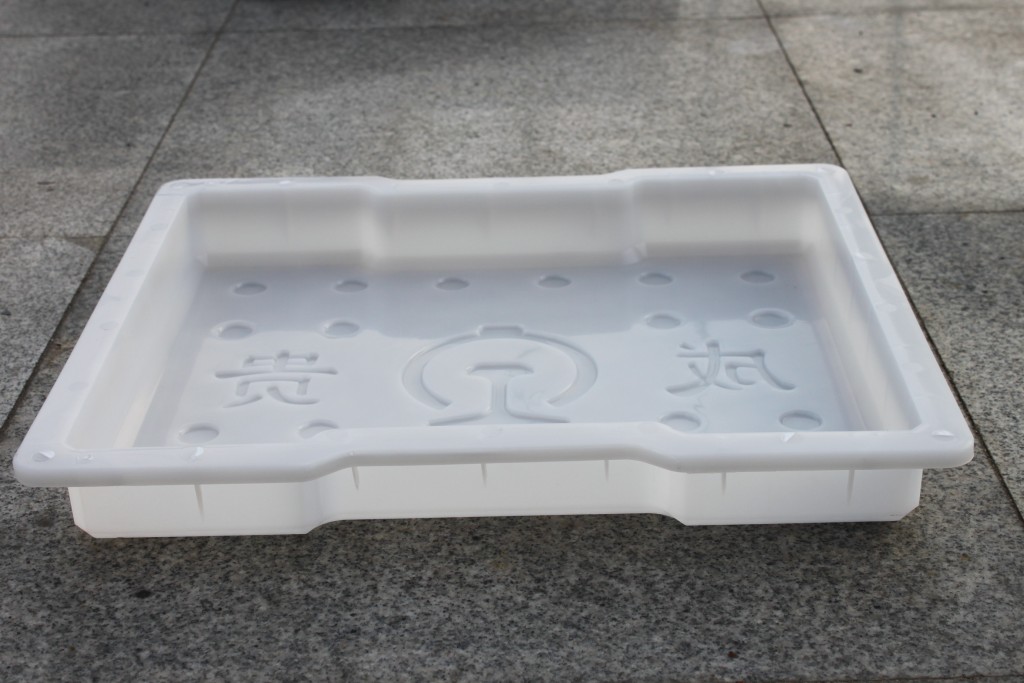 電纜溝蓋板塑料模具表面無(wú)光澤是不是質(zhì)量比較差？